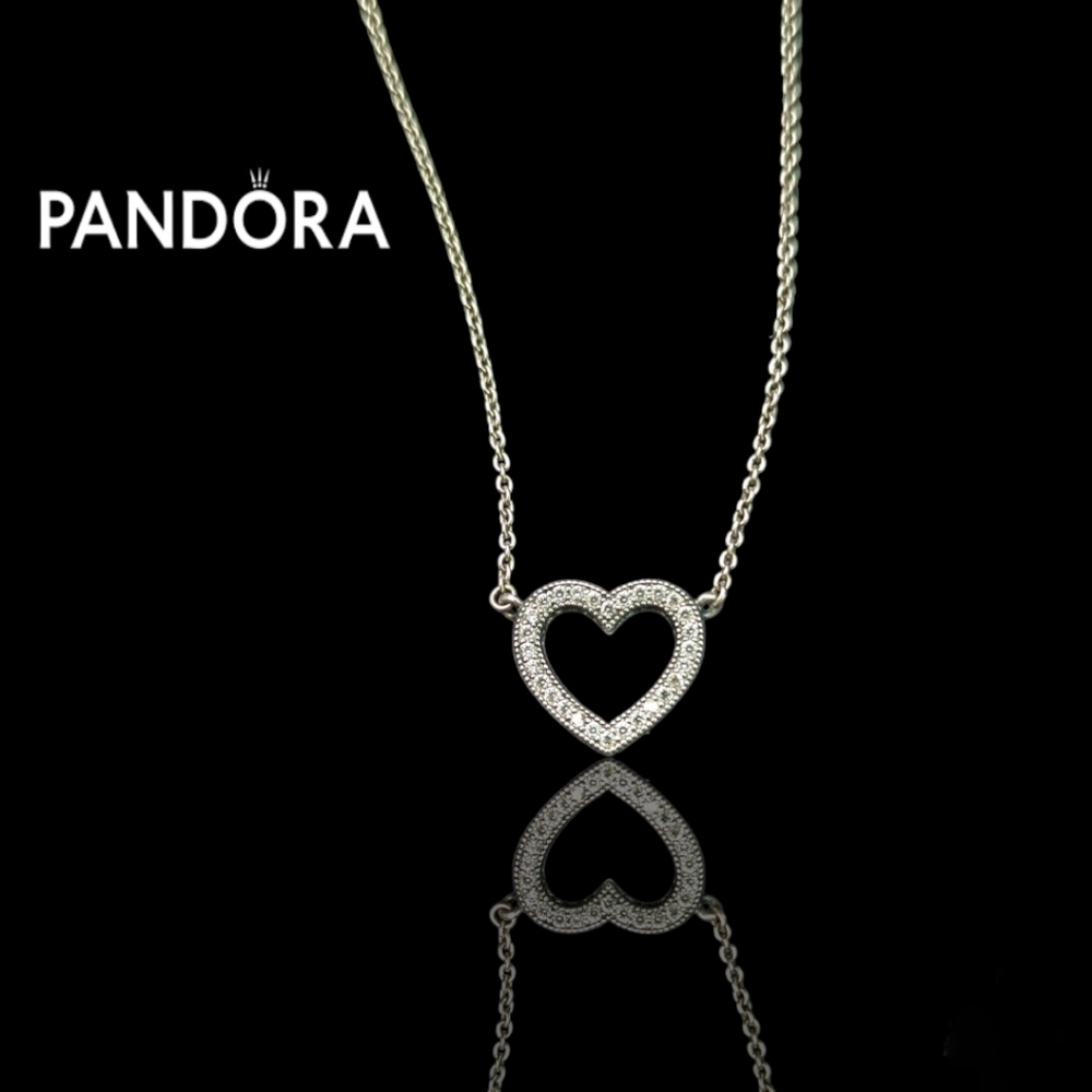 LOVING HEARTS OF PANDORA NECKLACE